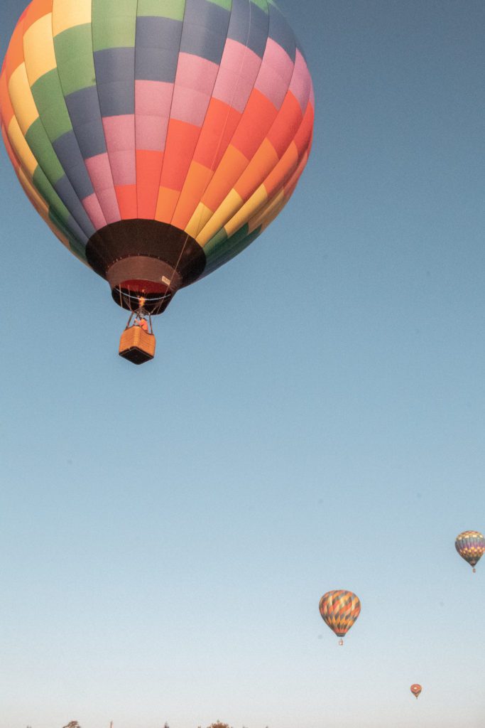 hot air balloon