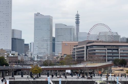 yokohama japan skyline